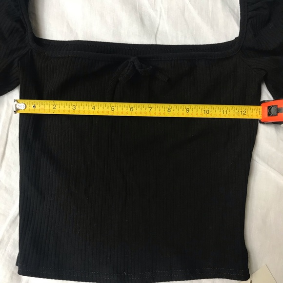 Square neck ribbed top with puff sleeves - Picture 5 of 6